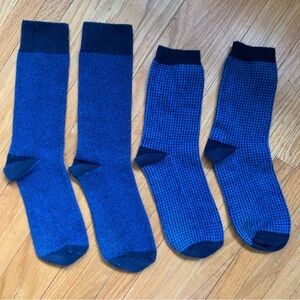 Banana Republic Men's patterned blue/navy casual socks. OS